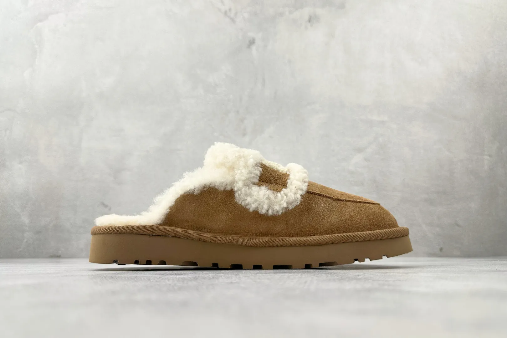 🐲💰 520 Terminal Store UGG W Classic Disquette Maroon Item No.: 1115059-CHE Size: 35 36 36.5 37.5 38 38.5 39 40